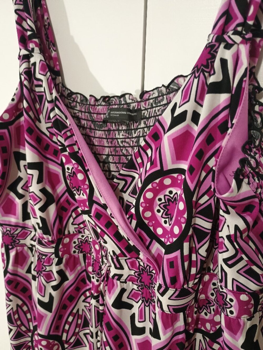 I.N.C. International Concepts Woman Pink Geometric Smocked Sleeveless Dress - Picture 6 of 8